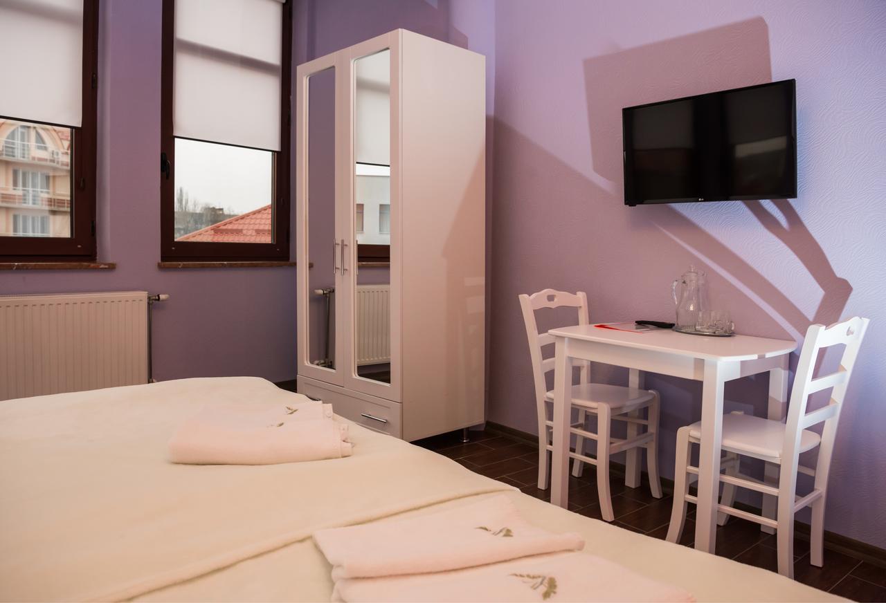 Hotel " Boutique " Uzhhorod Exterior photo